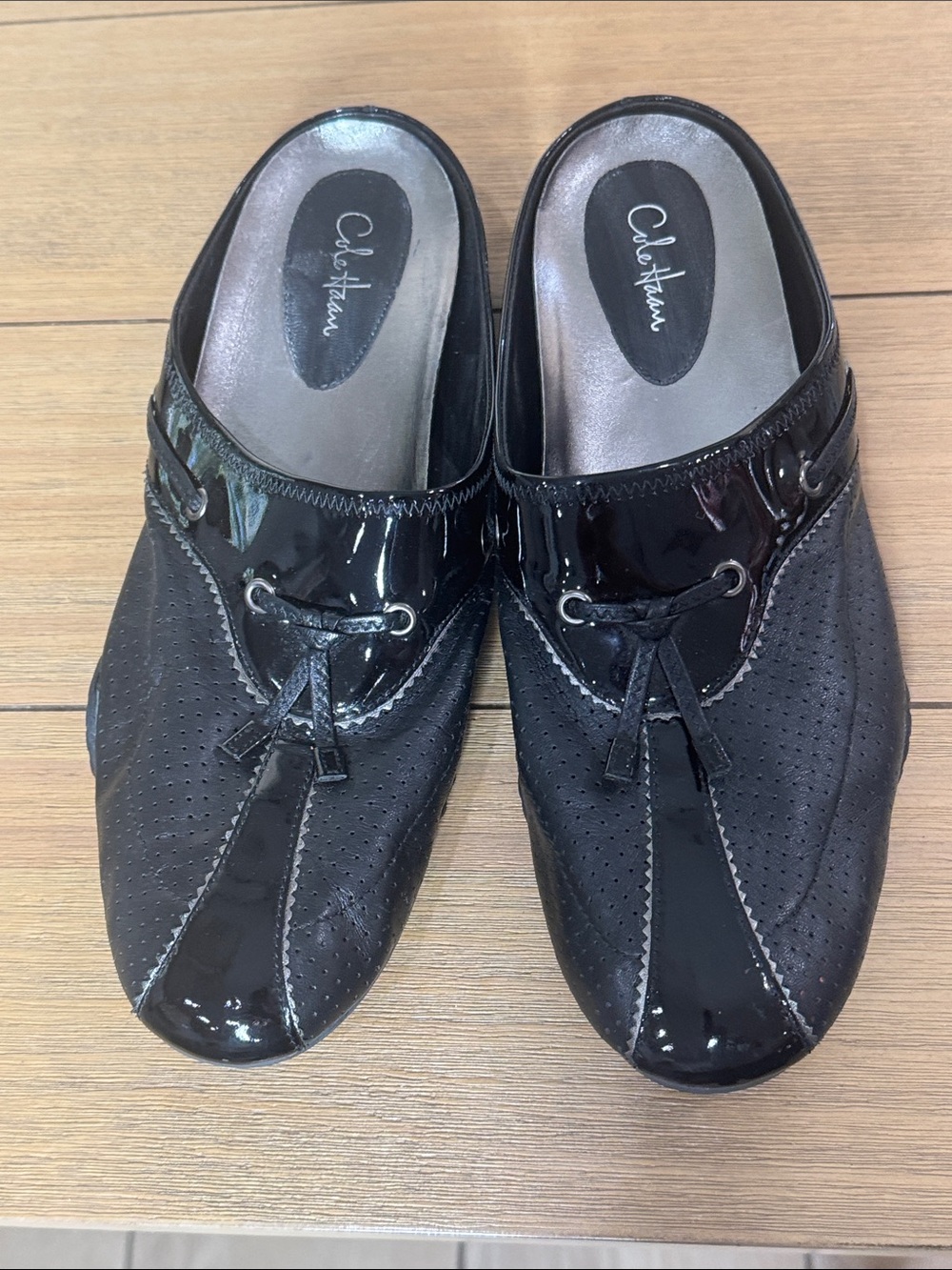 Cole Haan Nike Air Black Leather Patent Perforated Comfort Mules Slides Size 10B